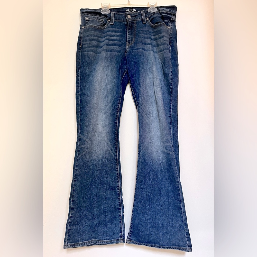 Bootcut Blue Jeans